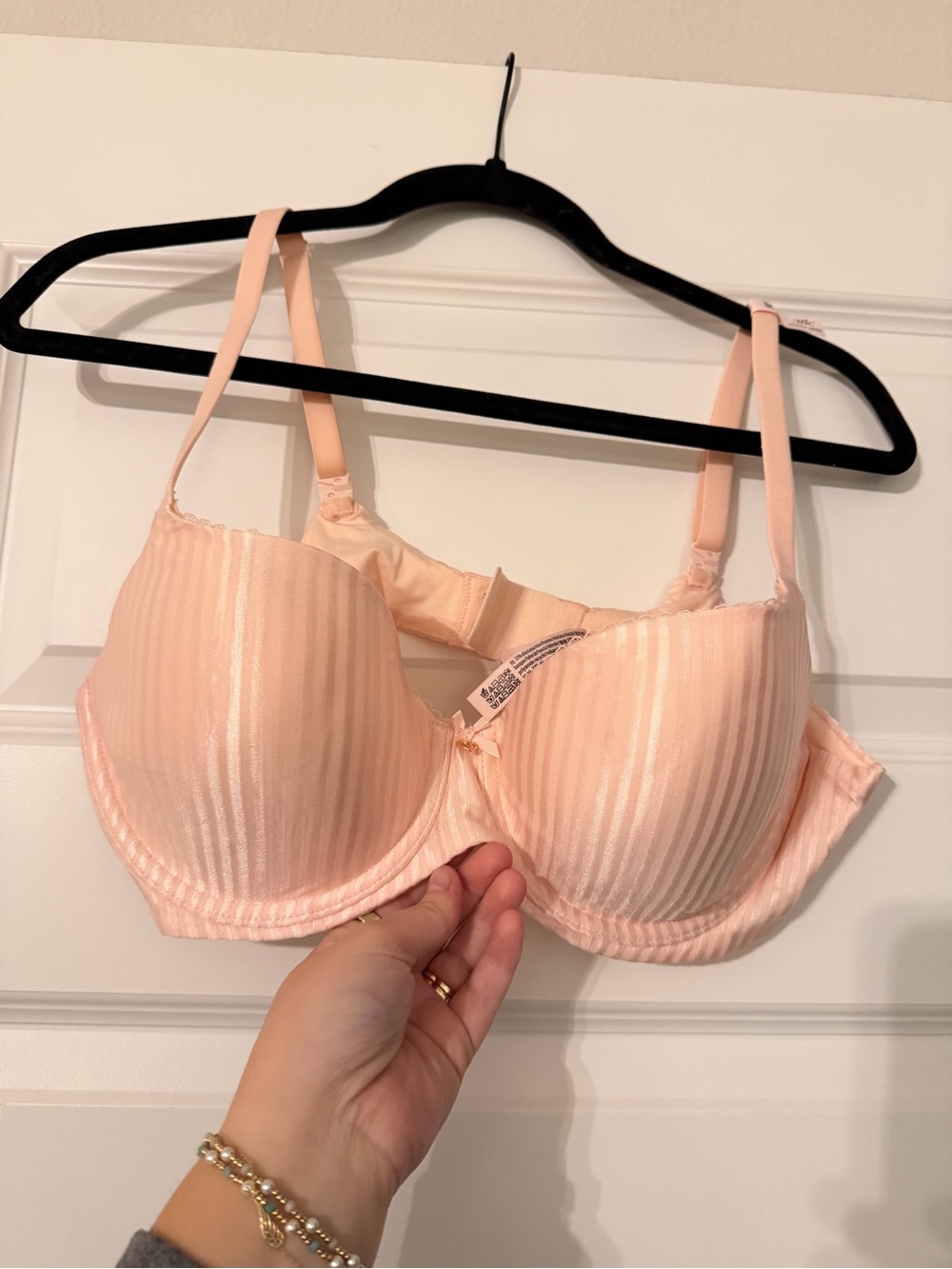 Victoria's Secret Peach Striped T-Shirt Bra
